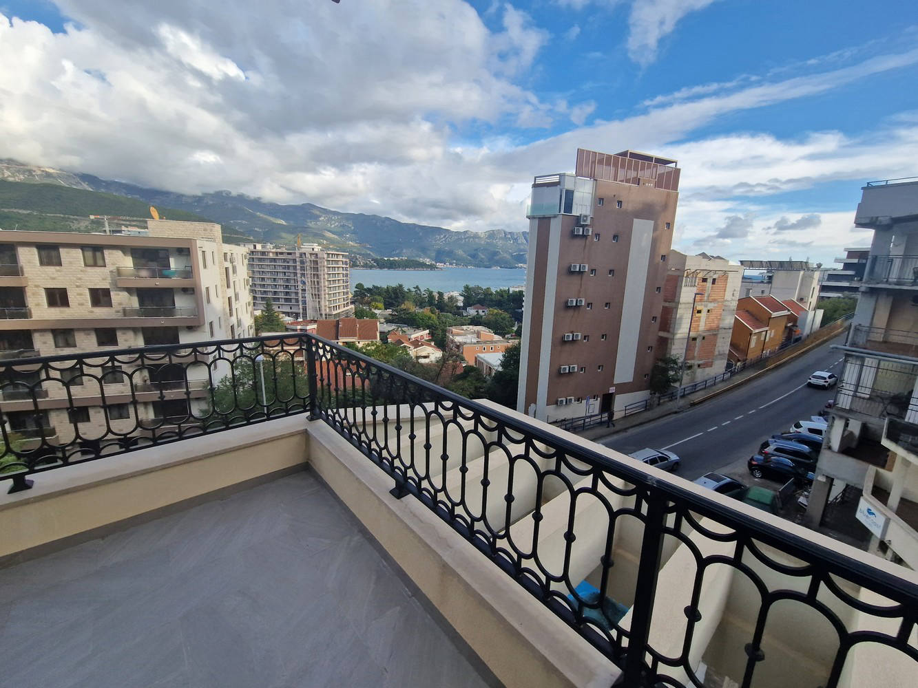 Квартира, 1109 м², 355 000$ — FAKTOR